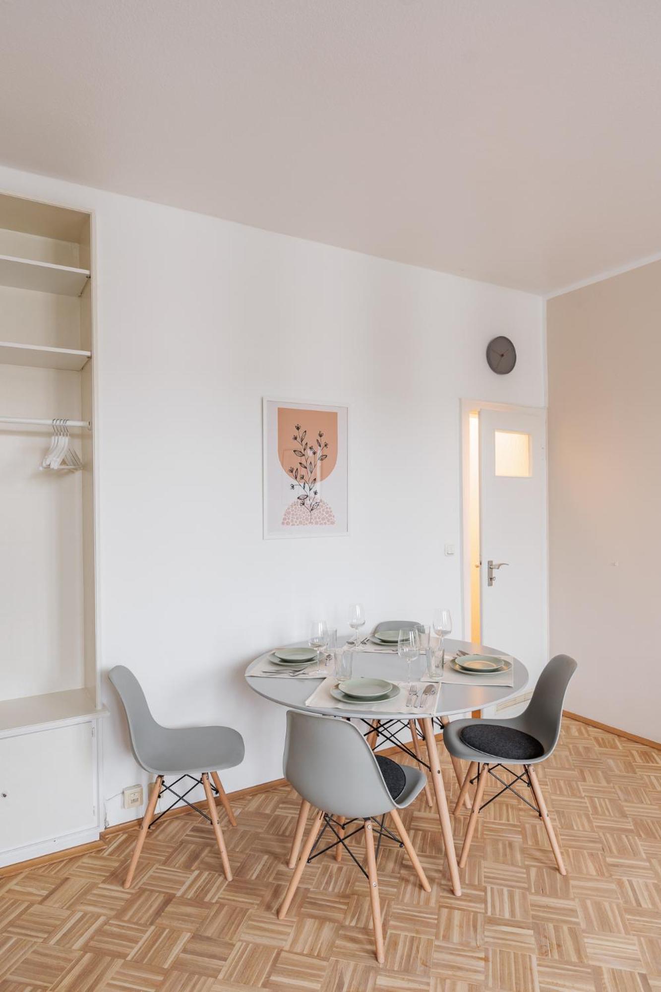 Flats 4 You, Moderne City Wohnung Naehe Hbf, Due-Messe 20 Min, Netflix, Kueche Duisburg Exterior foto